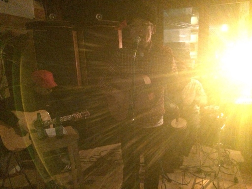 2015.2.8SUN Acoustic Live at Corner Stone Bar7_2
